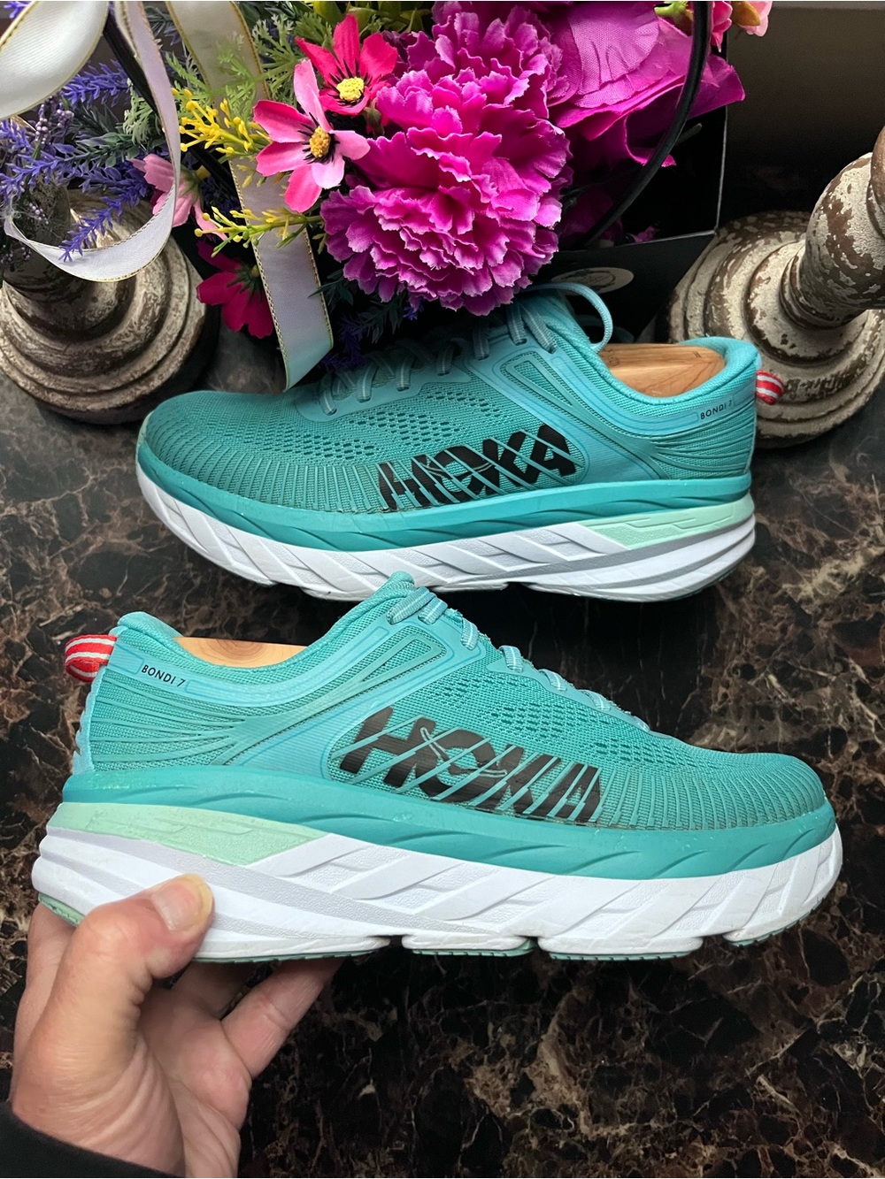 Hoka One Bondi 7
Comfort/Running
Medical Field Shoes
Size 9 for for Women